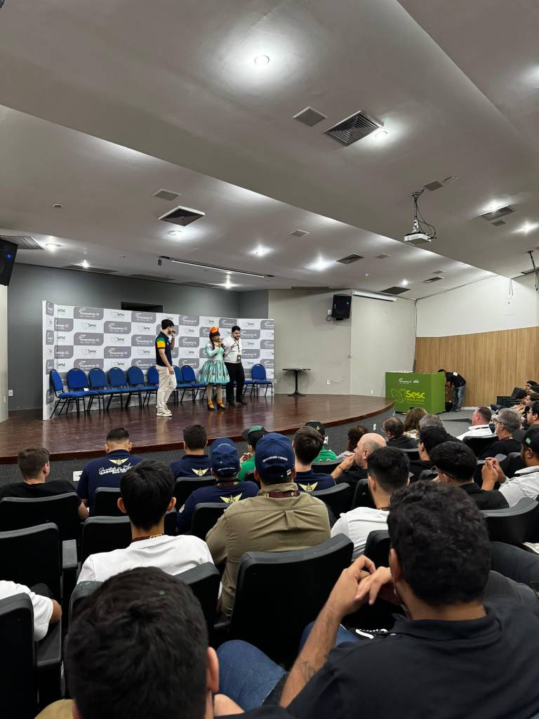 Apresentação Cultural com Luana do Crato